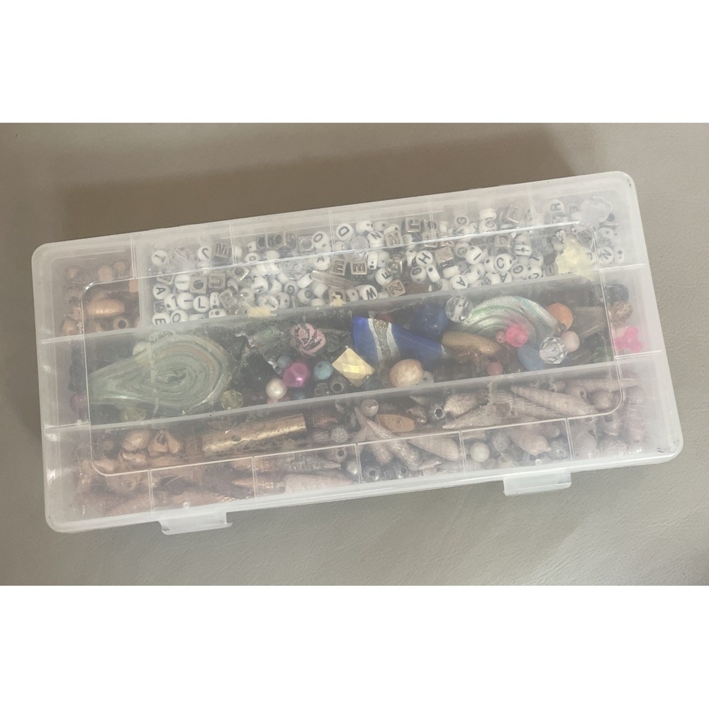 Lot of Bead Soup Random Mix & Letters & Sea Shells 1lb Plastic Box Included #8 - Picture 6 of 6